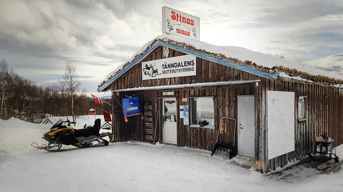 Stinas café och skoteruthyrning i Tänndalen, Funäsfjällen