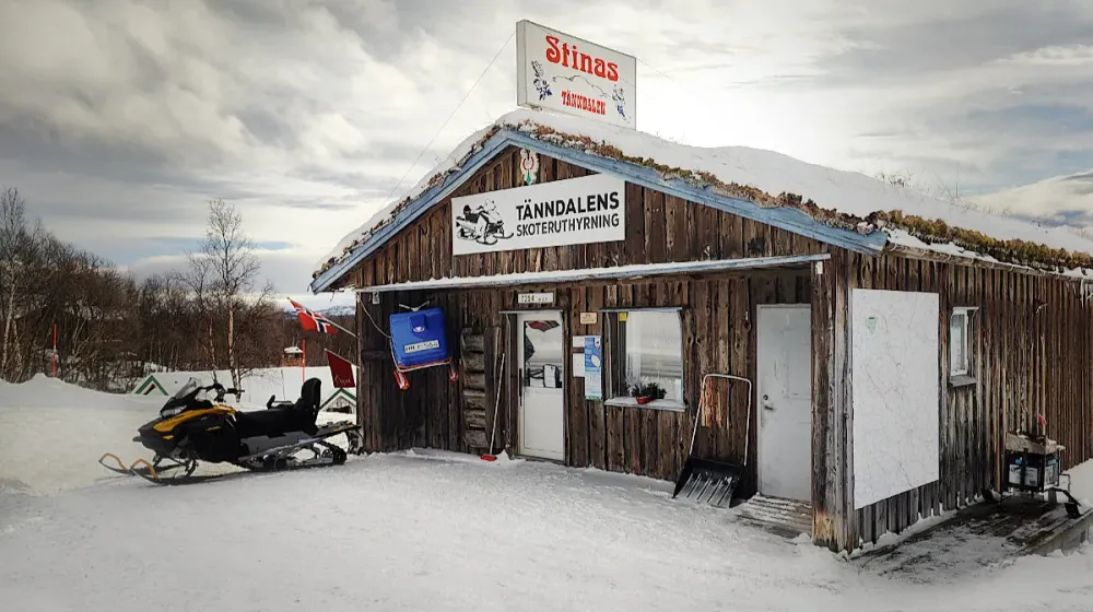 Stinas café och skoteruthyrning i Tänndalen, Funäsfjällen